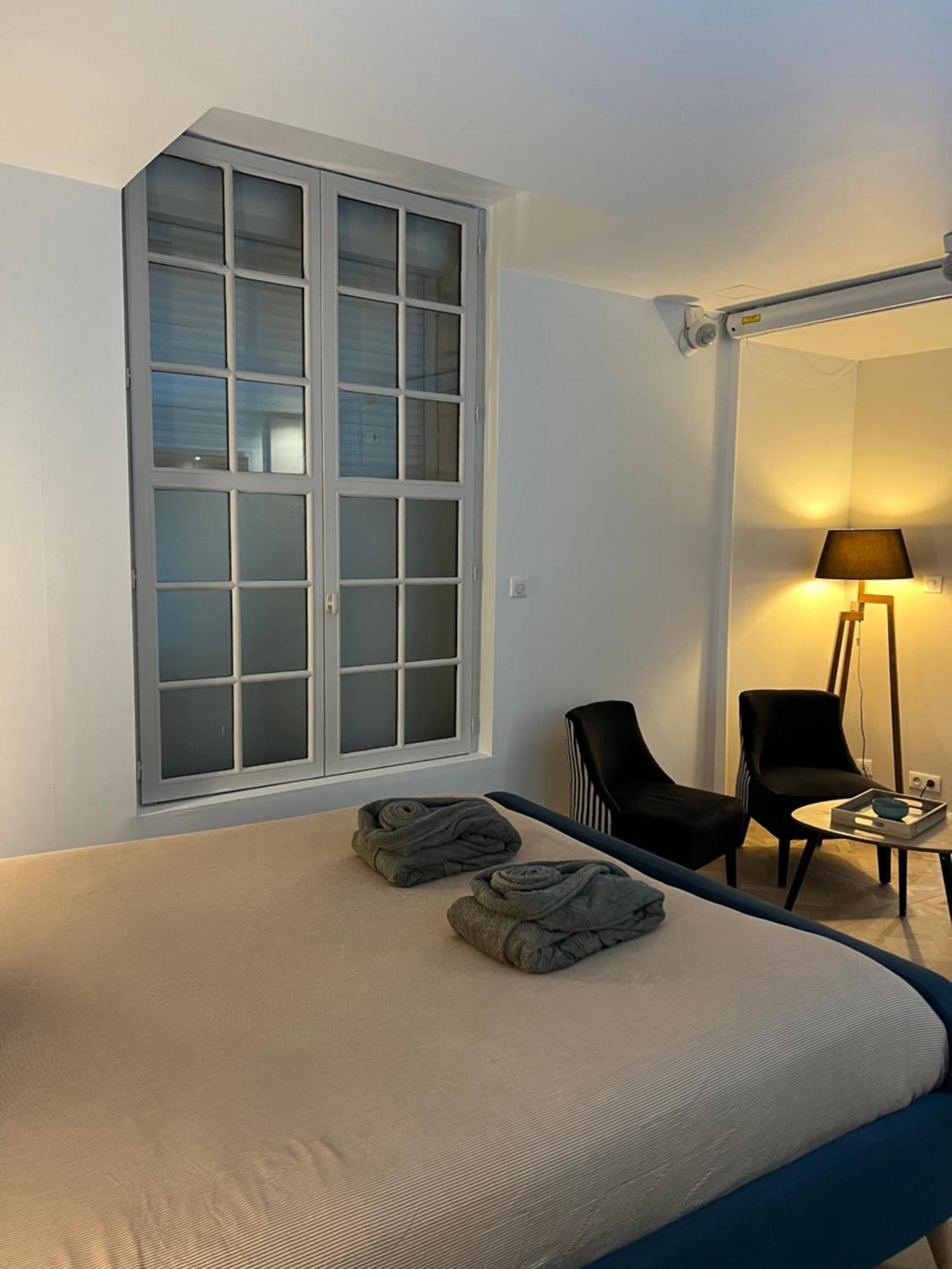 Appartement Avec Jacuzzi Sauna & Home Cinema - Nid D'Angers Exterior foto