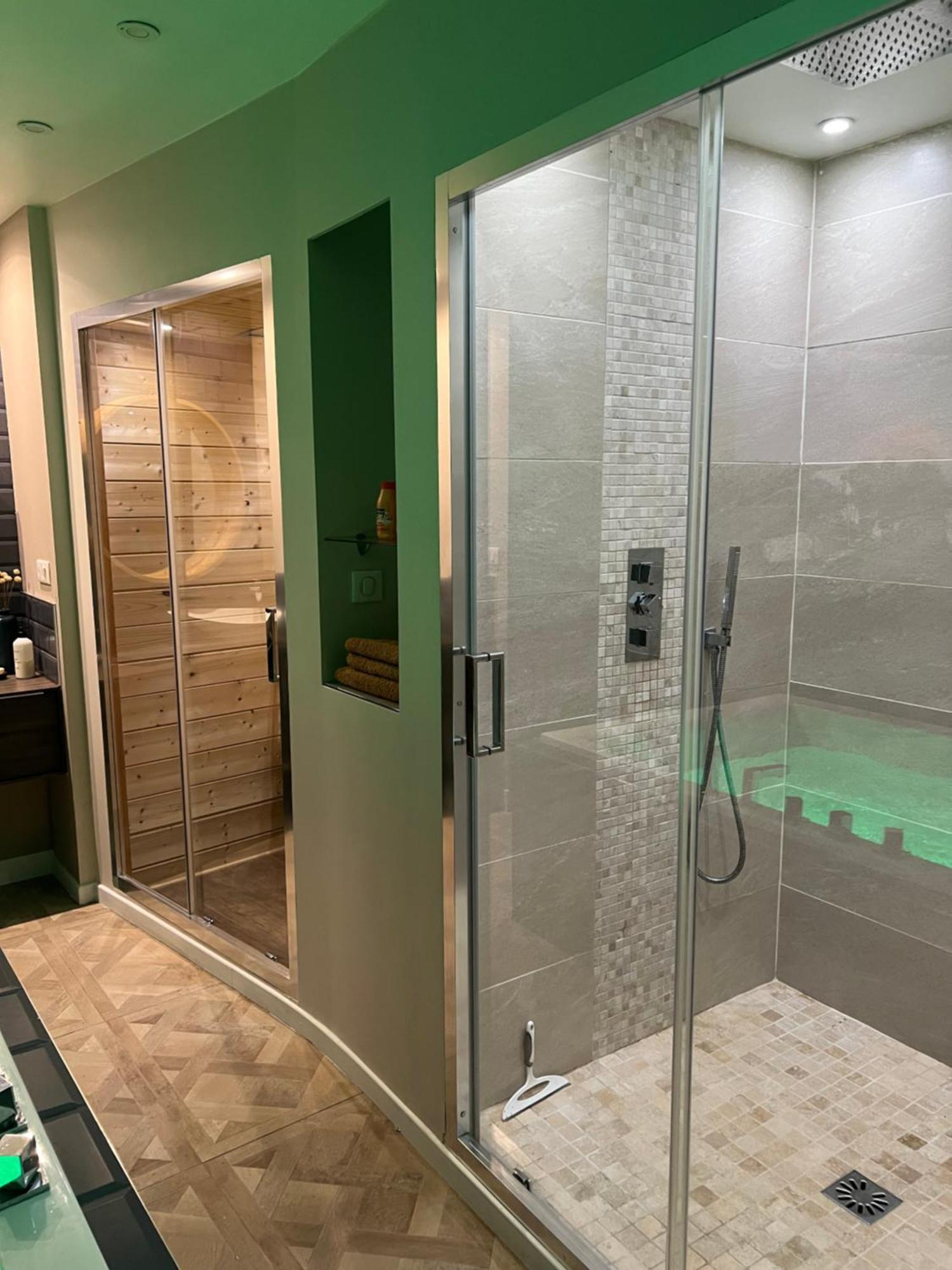 Appartement Avec Jacuzzi Sauna & Home Cinema - Nid D'Angers Exterior foto