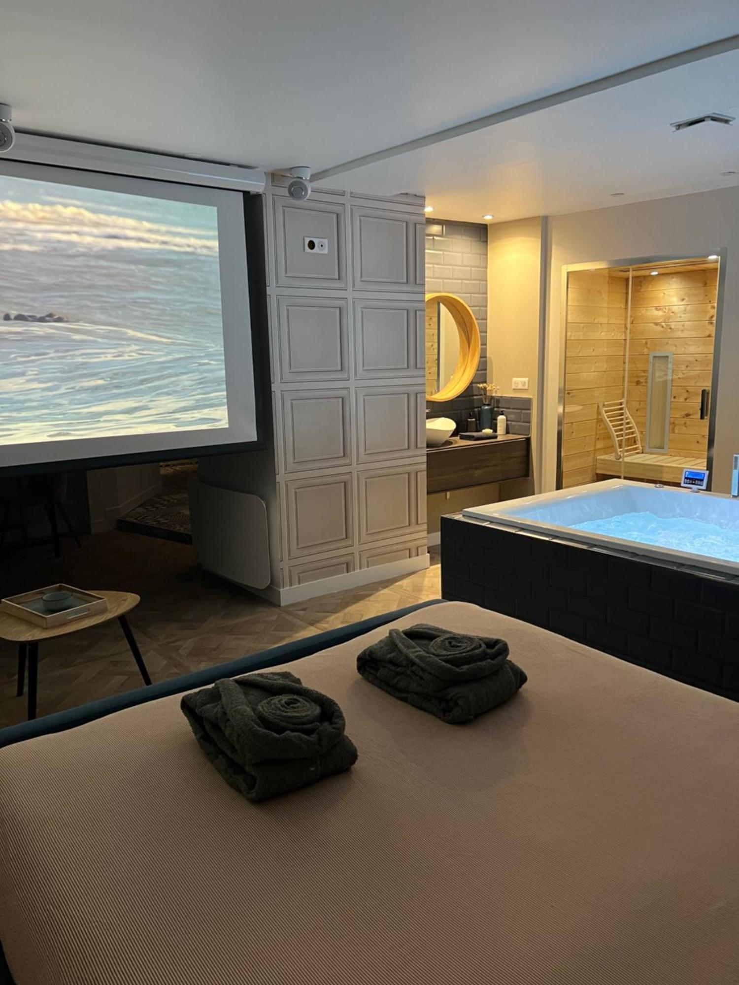 Appartement Avec Jacuzzi Sauna & Home Cinema - Nid D'Angers Exterior foto